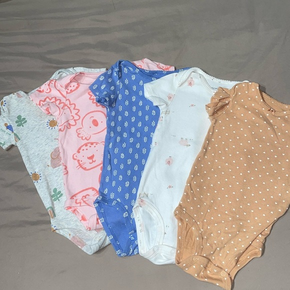 Carter's Other - Carters short sleeve onesies